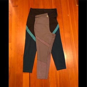 Old navy yoga pants